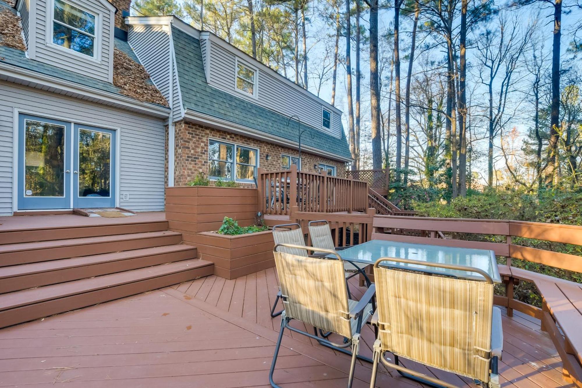 Peaceful Durham Retreat On Pond With Huge Deck! Villa Exterior photo